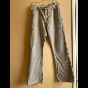 Women’s Abercrombie & Fitch 1892 Corduroy pants Size W 29 x L 32